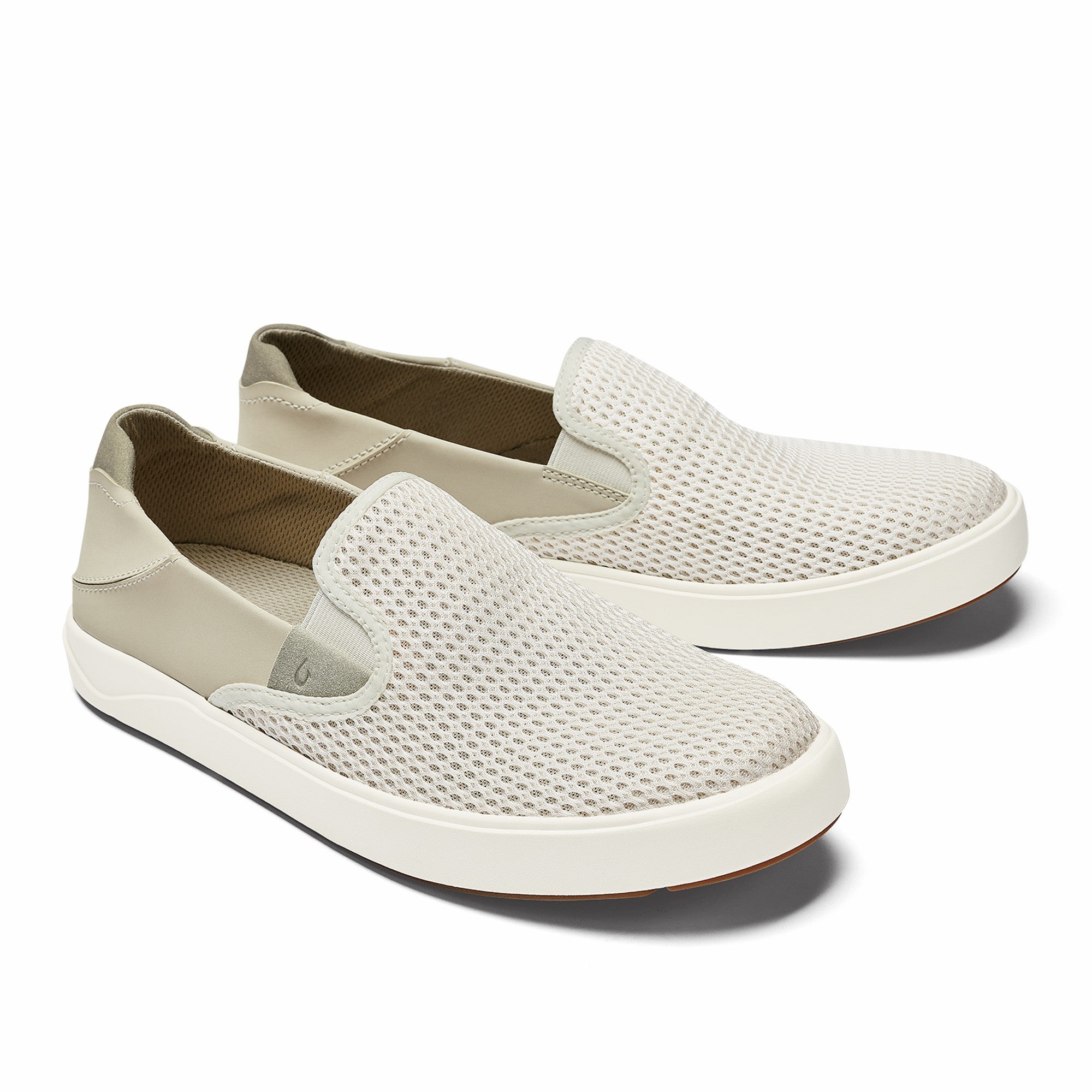 OluKai Lae‘ahi - Bone | Men's Slip-on Sneakers