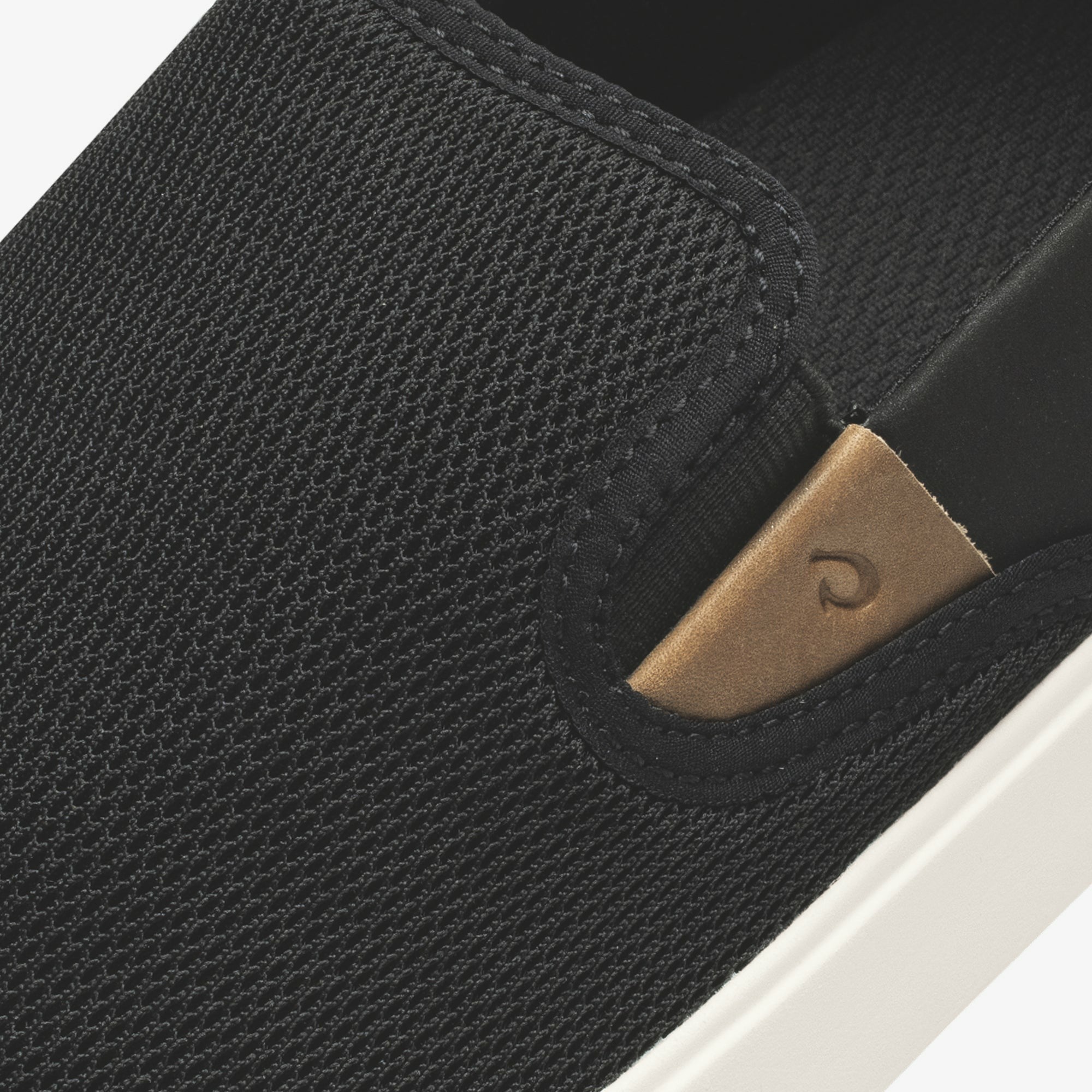 Laeʻahi Nui - Black / Tan