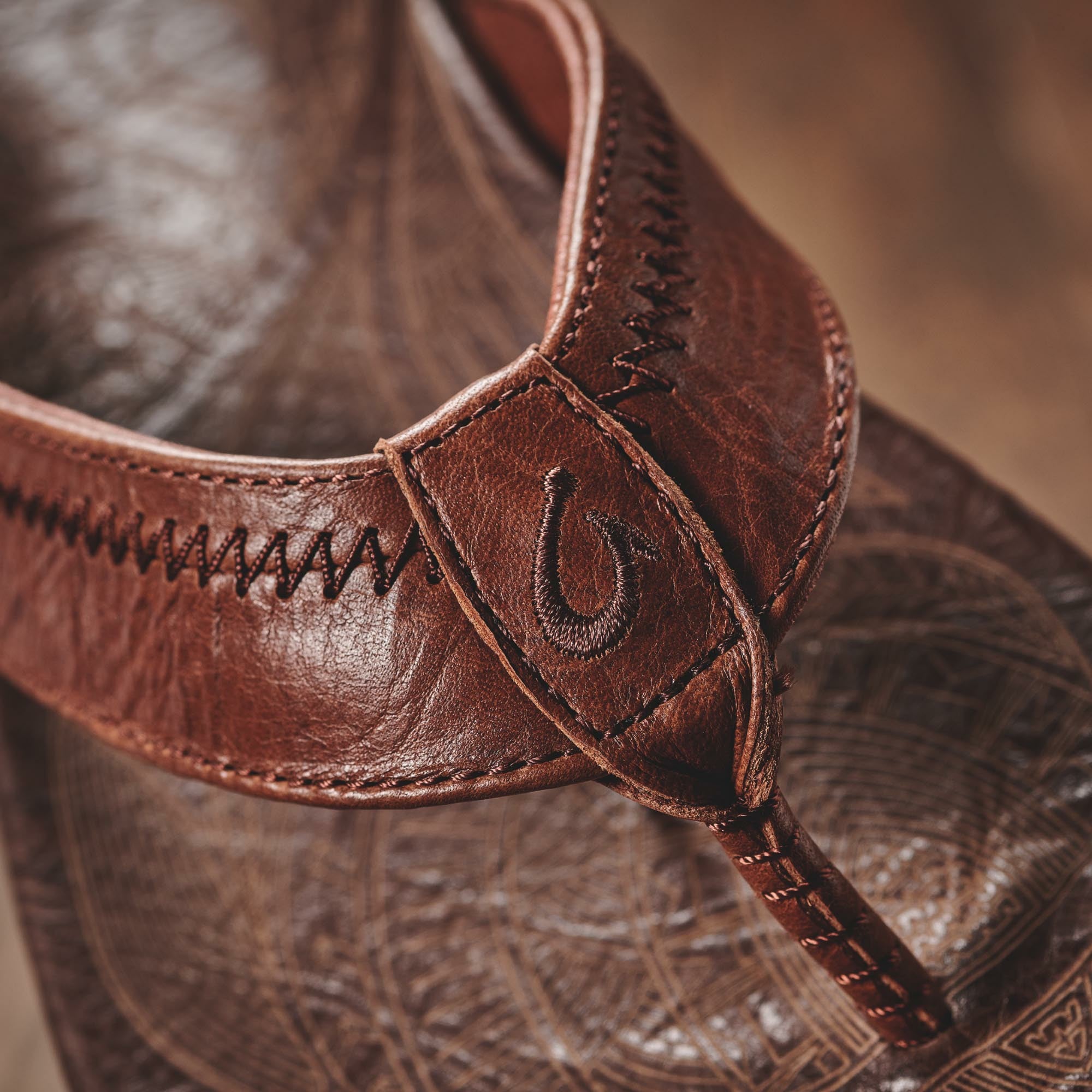 Hiapo - Rum / Dark Wood Leather Beach Sandals