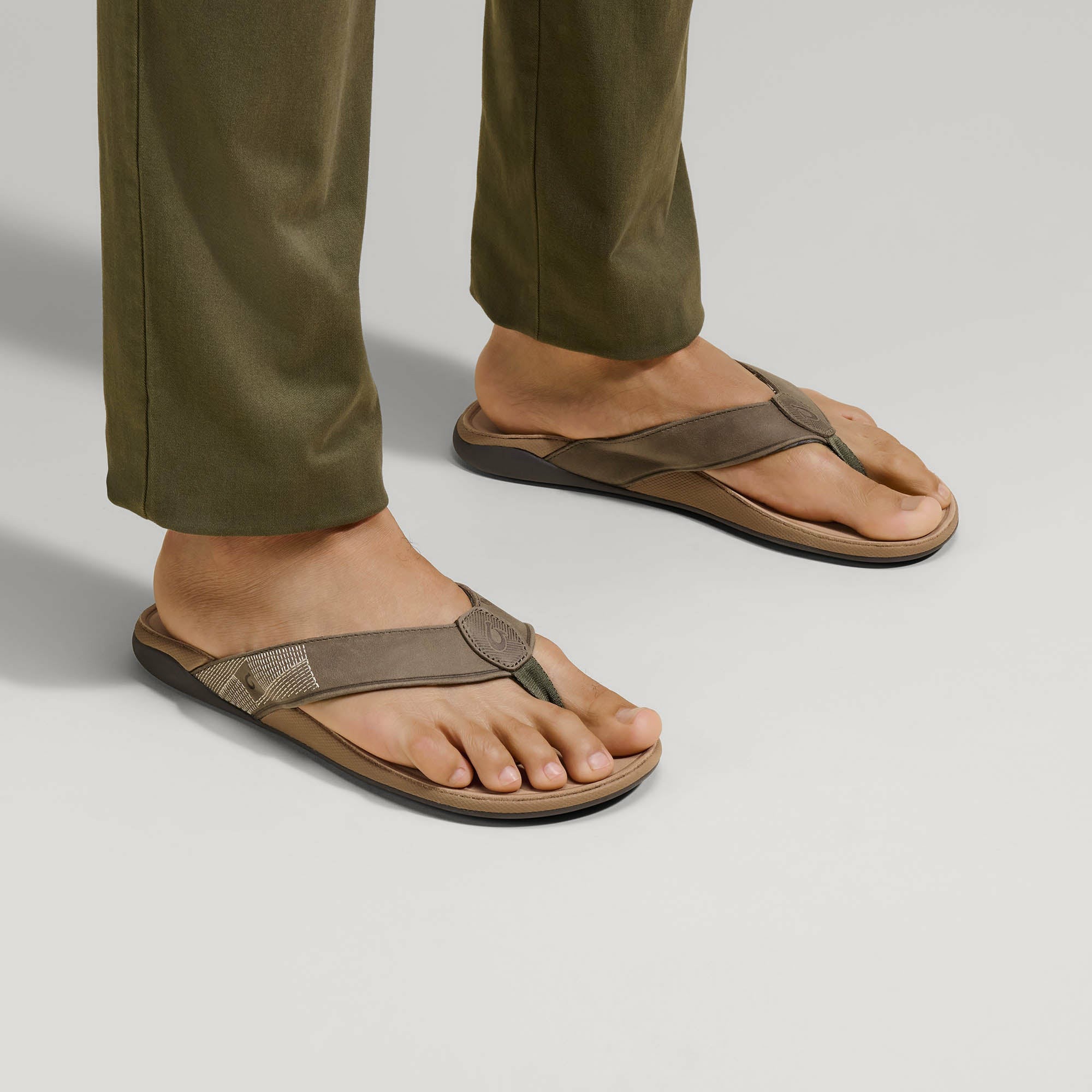 Tuahine Men's Waterproof Leather Beach Sandals - Hunter