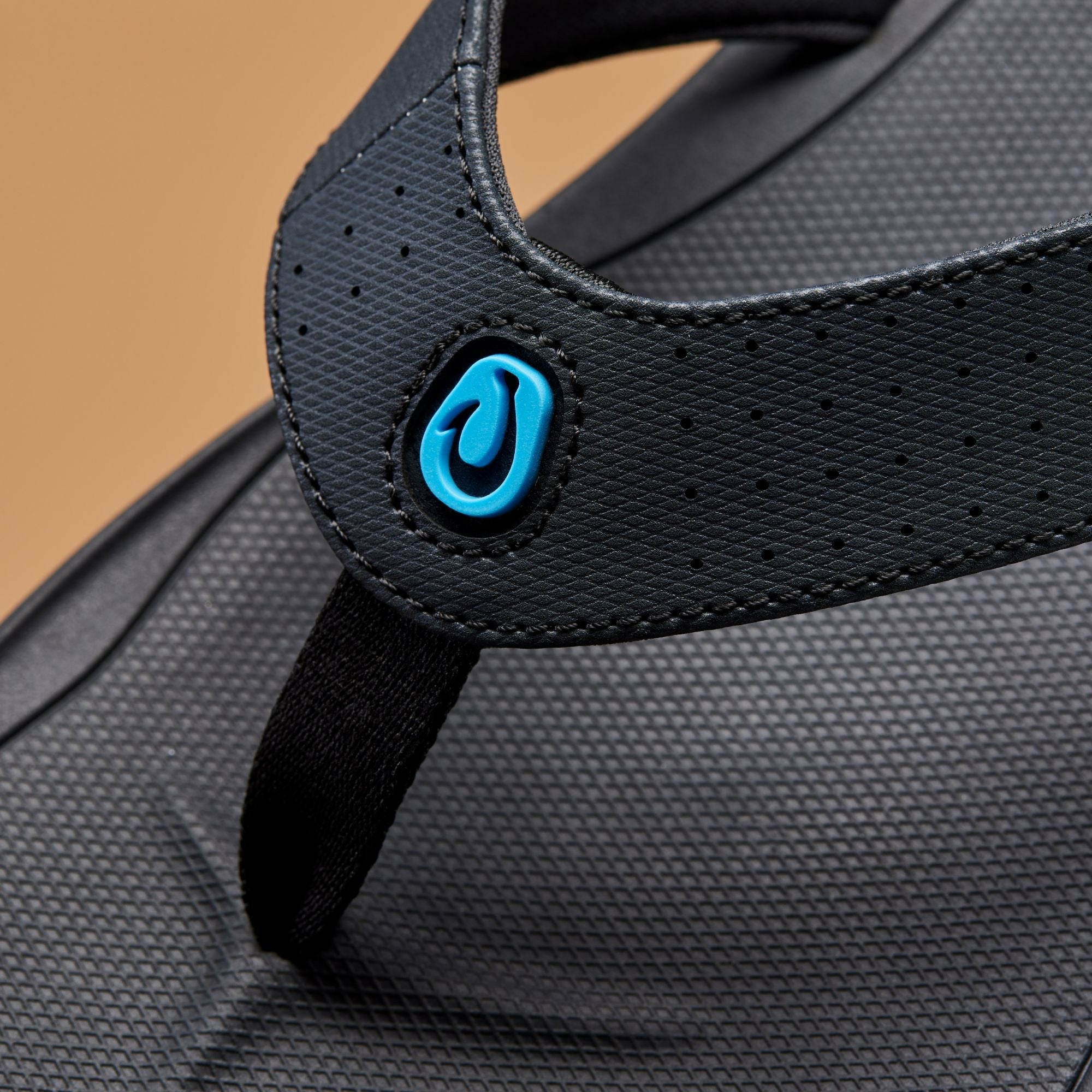 Ki‘i Water Ready Beach Sandals - Lava Rock / Bold Blue