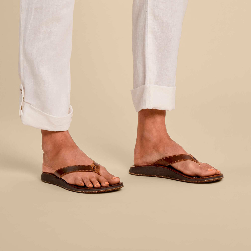 Paniolo Leather Beach Flip Flops - Natural